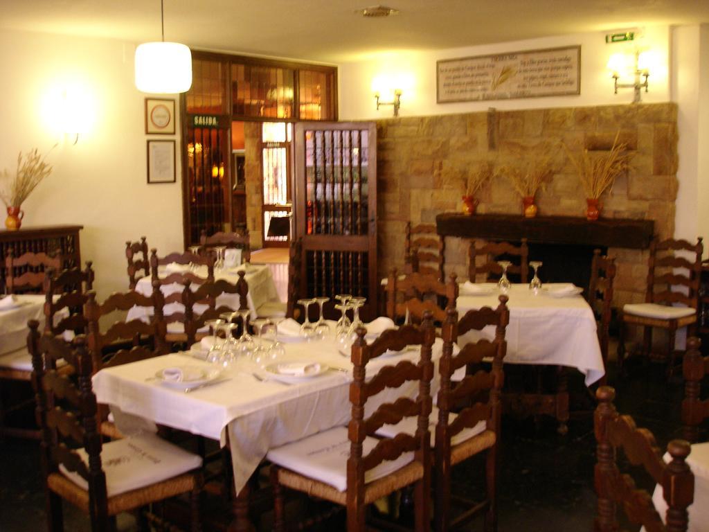 Hotel Tierra De Campos à Osorno Extérieur photo